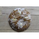 Elisenlebkuchen mit Zuckerglasur mit Mandelverzierung ...